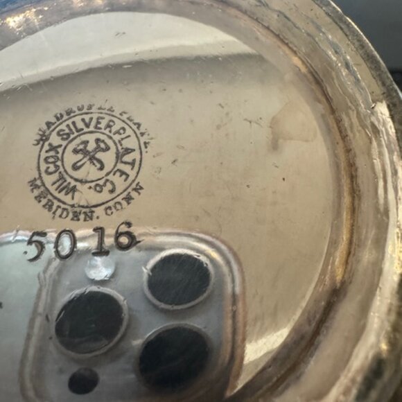 Sterling Silver plated Cream and Sugar Holders - Picture 11 of 11